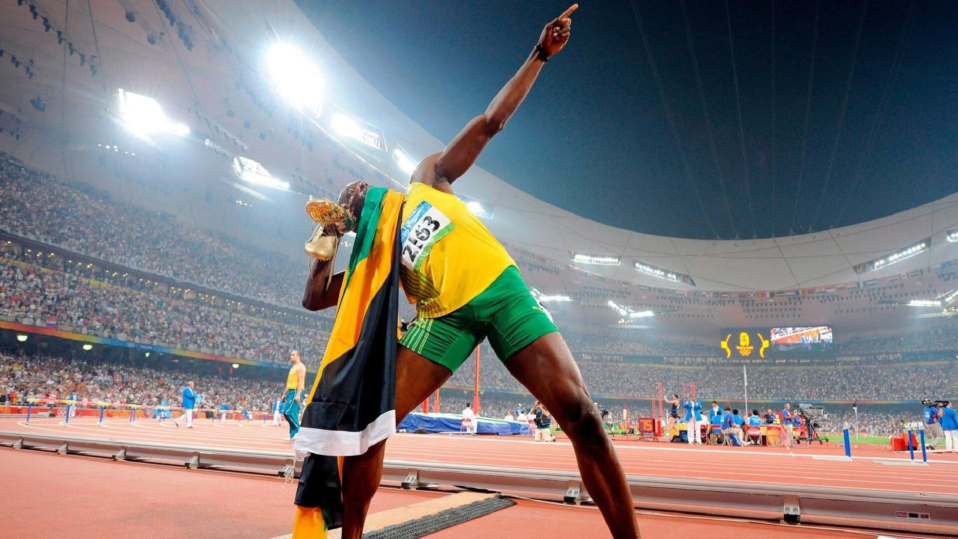 库里命中七记三分率队晋级,库里命中了多少记三分